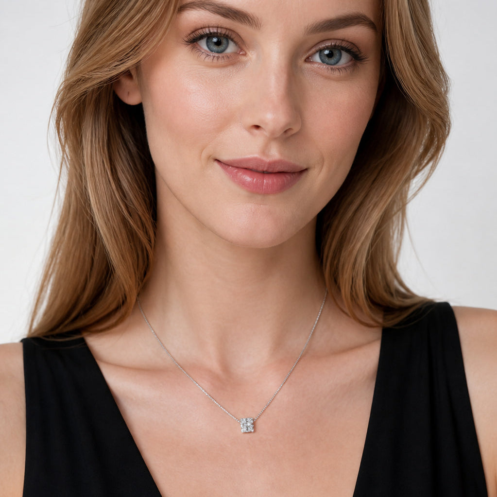 AURELIS Crystal  Radiance Necklace